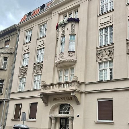 Studio Apartment Lubynski In Center Of Zagreb Eksteriør bilde